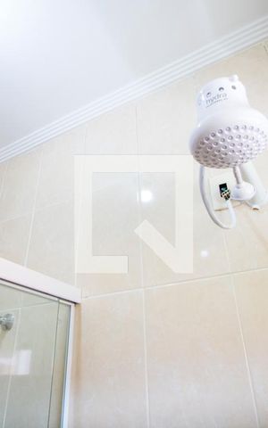 Casa à venda com 200m², 3 quartos e 5 vagas Casa à venda com 200m², 3 quartos e 5 vagasBanheiro do quarto 1