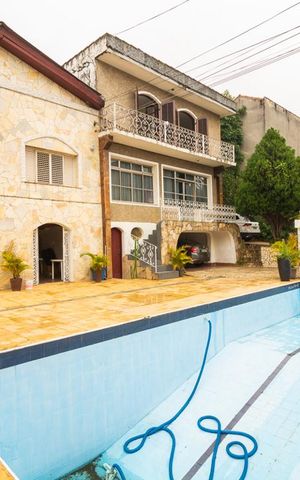 Casa para alugar com 650m², 6 quartos e 10 vagas Casa para alugar com 650m², 6 quartos e 10 vagas Piscina