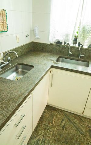 Casa para alugar com 650m², 6 quartos e 10 vagas Casa para alugar com 650m², 6 quartos e 10 vagasCozinha