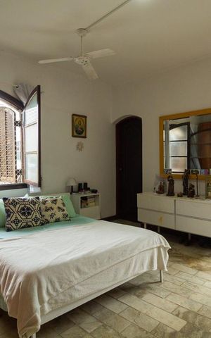 Casa para alugar com 650m², 6 quartos e 10 vagas Casa para alugar com 650m², 6 quartos e 10 vagasSuíte 3