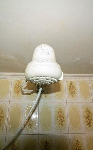 Casa para alugar com 650m², 6 quartos e 10 vagas Casa para alugar com 650m², 6 quartos e 10 vagasBanheiro Salão de Festas
