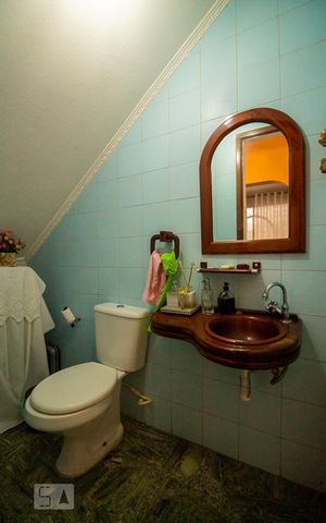 Casa para alugar com 650m², 6 quartos e 10 vagas Casa para alugar com 650m², 6 quartos e 10 vagasLavabo