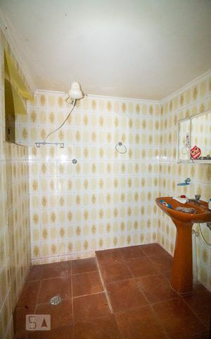 Casa para alugar com 650m², 6 quartos e 10 vagas Casa para alugar com 650m², 6 quartos e 10 vagasBanheiro Salão de Festas