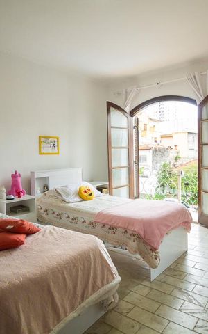 Casa para alugar com 650m², 6 quartos e 10 vagas Casa para alugar com 650m², 6 quartos e 10 vagasSuíte 2