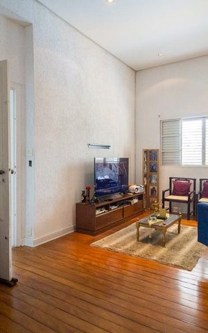 Casa para alugar com 650m², 6 quartos e 10 vagas Casa para alugar com 650m², 6 quartos e 10 vagasSala 2
