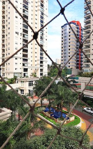 Apartamento à venda com 135m², 3 quartos e 2 vagasVista da Suíte 1
