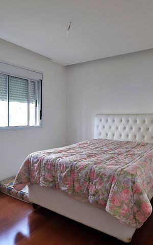 Apartamento à venda com 135m², 3 quartos e 2 vagasSuíte 1
