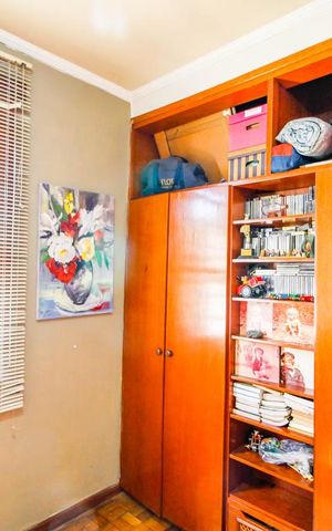 Casa à venda com 215m², 3 quartos e 4 vagas Casa à venda com 215m², 3 quartos e 4 vagasQuarto 1