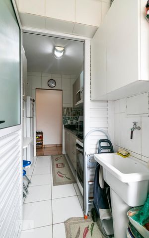 Apartamento à venda com 65m², 3 quartos e 1 vagaÁrea de Serviço