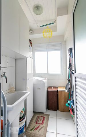 Apartamento à venda com 65m², 3 quartos e 1 vagaÁrea de Serviço
