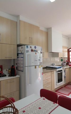 Casa à venda com 240m², 3 quartos e 2 vagasCozinha