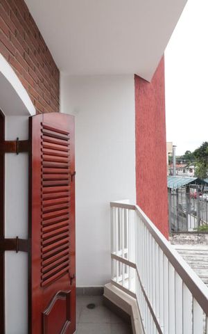 Casa à venda com 240m², 3 quartos e 2 vagasSacada da Suite 1
