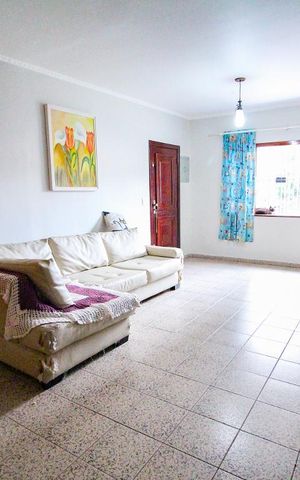 Casa à venda com 150m², 4 quartos e 2 vagassala