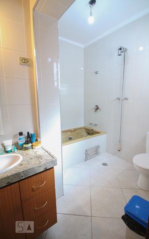 Casa à venda com 150m², 4 quartos e 2 vagasbanheiro social