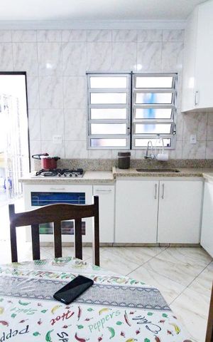 Casa à venda com 150m², 4 quartos e 2 vagascozinha