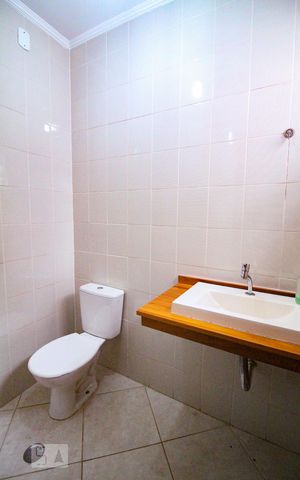 Casa à venda com 150m², 4 quartos e 2 vagaslavabo