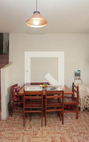 Casa à venda com 303m², 3 quartos e sem vaga Casa à venda com 303m², 3 quartos e sem vagaÁrea de Serviço