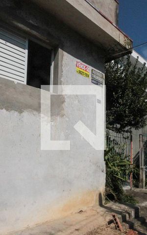 Casa à venda com 303m², 3 quartos e sem vaga Casa à venda com 303m², 3 quartos e sem vagaQuintal da frente