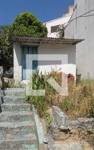 Casa à venda com 303m², 3 quartos e sem vaga Casa à venda com 303m², 3 quartos e sem vagaCorredor externo