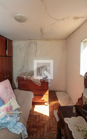 Casa à venda com 303m², 3 quartos e sem vaga Casa à venda com 303m², 3 quartos e sem vagaQuarto 02