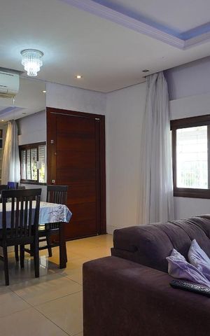 Casa à venda com 187m², 3 quartos e 3 vagasSala