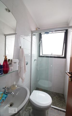 Apartamento à venda com 185m², 4 quartos e 3 vagasArea de serviço - banheiro