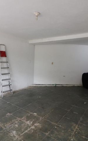 Casa à venda com 160m², 2 quartos e 3 vagasGaragem
