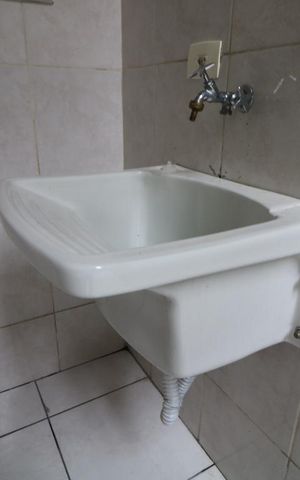 Casa à venda com 160m², 2 quartos e 3 vagasDetalhe da area de serviço