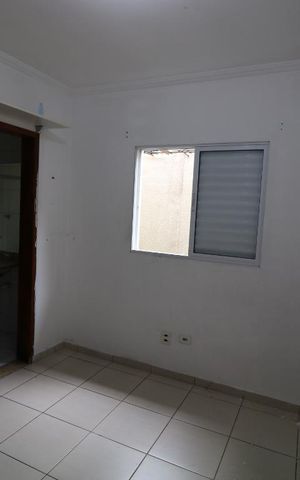 Casa à venda com 160m², 2 quartos e 3 vagasQuarto 2