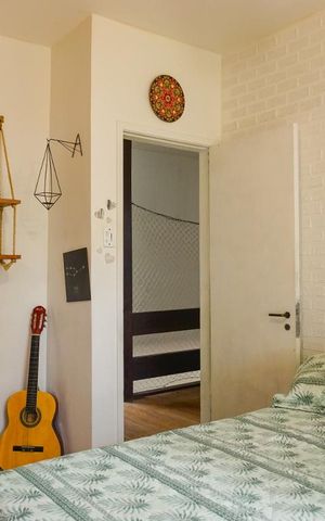 Casa de condomínio à venda com 366m², 5 quartos e 4 vagas Casa de condomínio à venda com 366m², 5 quartos e 4 vagasQuarto 1