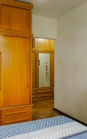 Casa de condomínio à venda com 366m², 5 quartos e 4 vagas Casa de condomínio à venda com 366m², 5 quartos e 4 vagasSuíte