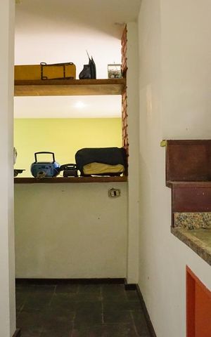 Casa de condomínio à venda com 366m², 5 quartos e 4 vagas Casa de condomínio à venda com 366m², 5 quartos e 4 vagasSala 2/Cozinha