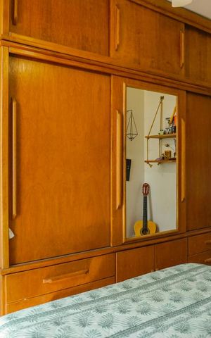 Casa de condomínio à venda com 366m², 5 quartos e 4 vagas Casa de condomínio à venda com 366m², 5 quartos e 4 vagasQuarto 1