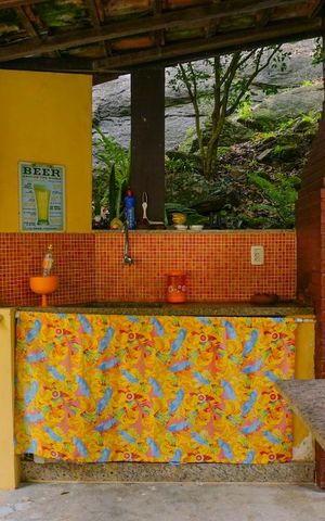 Casa de condomínio à venda com 366m², 5 quartos e 4 vagas Casa de condomínio à venda com 366m², 5 quartos e 4 vagasÁrea Externa