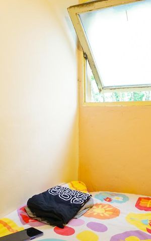 Casa de condomínio à venda com 366m², 5 quartos e 4 vagas Casa de condomínio à venda com 366m², 5 quartos e 4 vagasQuarto de Serviço