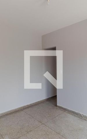 Casa para alugar com 90m², 3 quartos e 2 vagas Casa para alugar com 90m², 3 quartos e 2 vagasSala