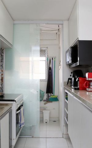 Apartamento à venda com 70m², 2 quartos e 2 vagasCozinha