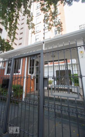 Apartamento à venda com 110m², 3 quartos e 2 vagasFachada