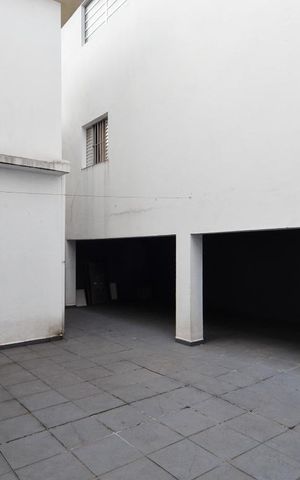 Casa para alugar com 40m², 1 quarto e sem vaga Casa para alugar com 40m², 1 quarto e sem vagaÁrea comum - Pátio