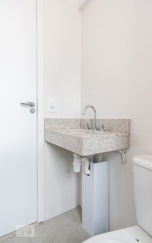 Apartamento para alugar com 50m², 2 quartos e 1 vaga Apartamento para alugar com 50m², 2 quartos e 1 vagaBanheiro da Suíte