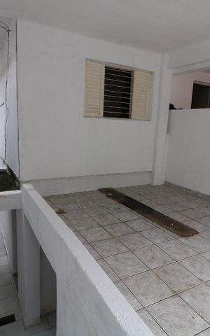 Casa à venda com 220m², 8 quartos e 2 vagasGaragem