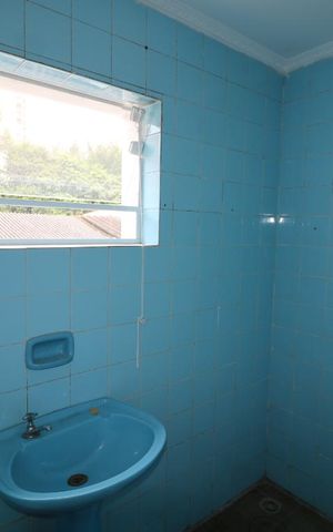 Casa à venda com 220m², 8 quartos e 2 vagasBanheiro