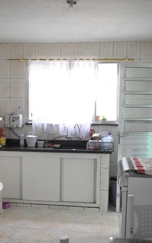 Casa à venda com 113m², 4 quartos e 2 vagasCozinha