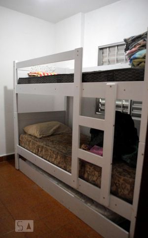 Casa à venda com 113m², 4 quartos e 2 vagasQuarto 1