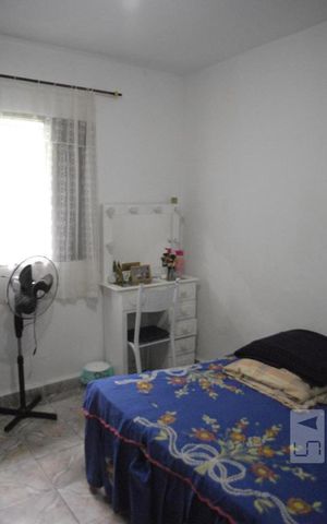 Casa à venda com 113m², 4 quartos e 2 vagasQuarto 2