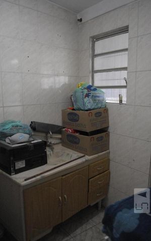 Casa à venda com 113m², 4 quartos e 2 vagasLavanderia