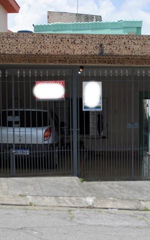 Casa à venda com 113m², 4 quartos e 2 vagasFachada