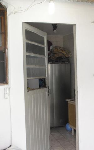 Casa à venda com 113m², 4 quartos e 2 vagasLavanderia
