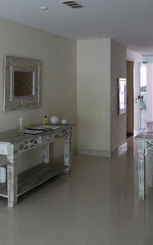 Apartamento à venda com 160m², 1 quarto e sem vaga Apartamento à venda com 160m², 1 quarto e sem vagaArea Comum - Hall Social