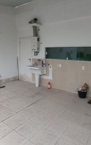 Apartamento à venda com 160m², 1 quarto e sem vaga Apartamento à venda com 160m², 1 quarto e sem vagaÁrea de Serviço